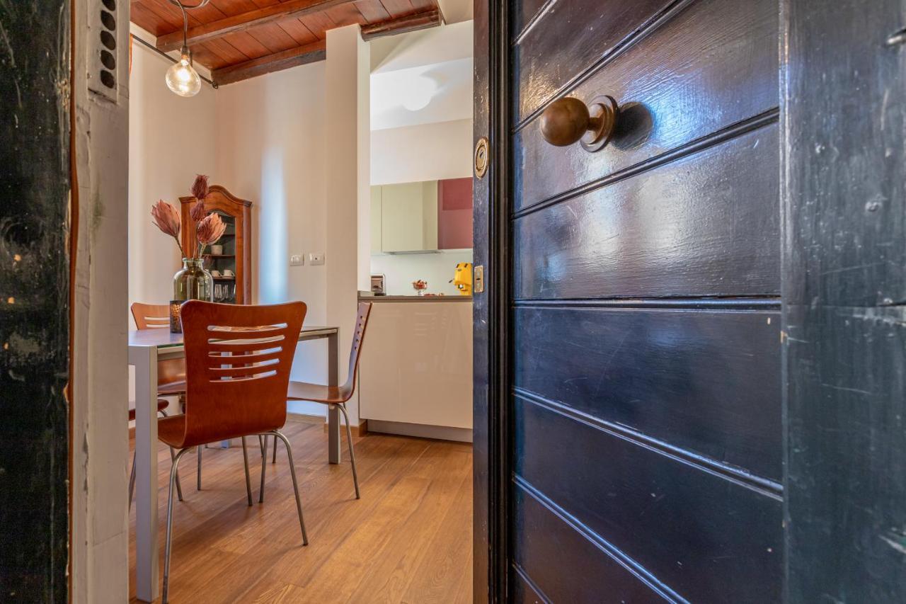Emma - Lovely Suite In Trastevere Rome Bagian luar foto