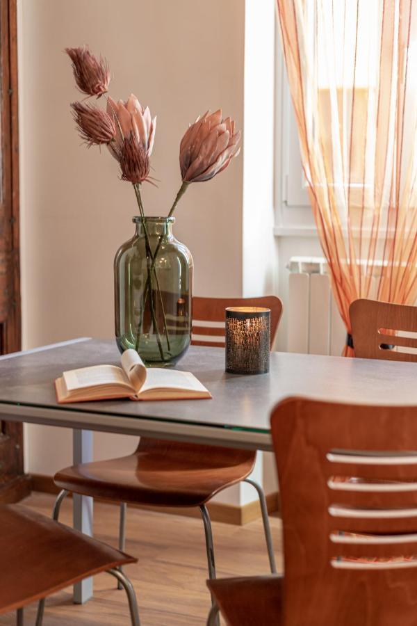 Emma - Lovely Suite In Trastevere Rome Bagian luar foto