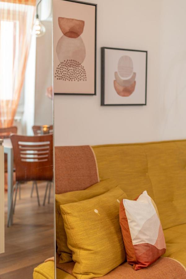 Emma - Lovely Suite In Trastevere Rome Bagian luar foto